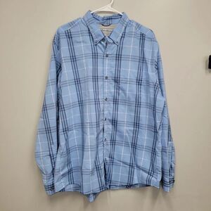 Eddie Bauer Light Blue Plaid Button Up Casual Business Casual Shirt